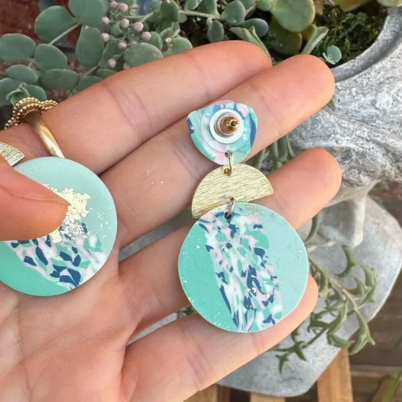 Marble Light Blue Earrings - Picture 4 of 5